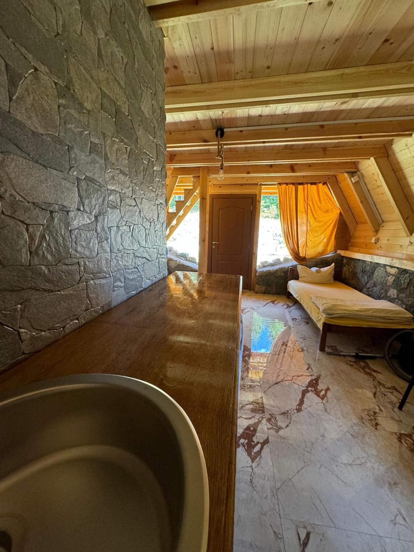 Gazela Bungalov 1 Мойковац Екстериор снимка
